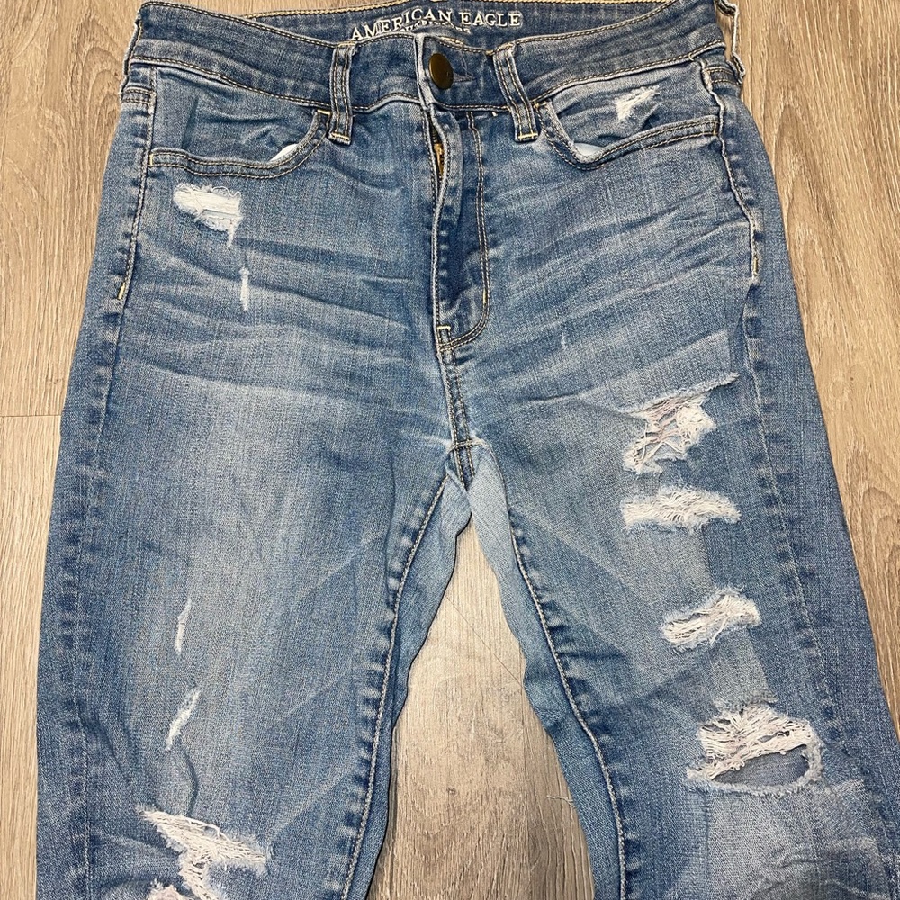 American Eagle high waist skinny jeans! Size 6